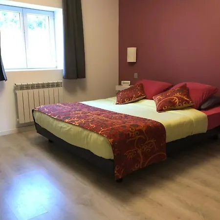 La Ferme Du Bonheur Bed & Breakfast 2*
